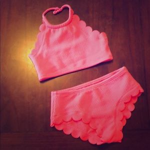 Scalloped GAP bikini